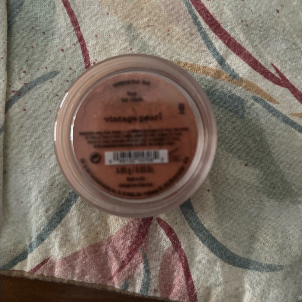 bareMinerals Vintage Pearl Blush - Warm Peach